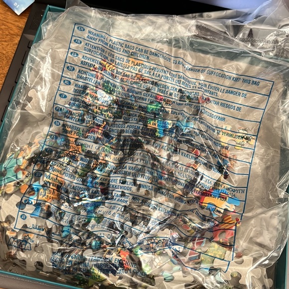 Americana Collection Albequerque Puzzle - Picture 2 of 2